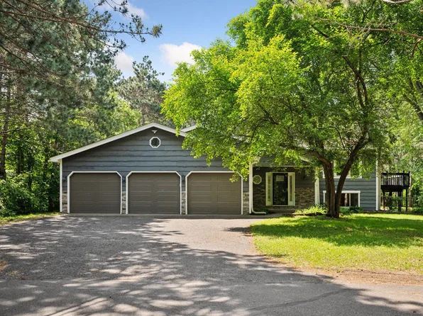 990 221st Ave NW, Oak Grove, MN 55011