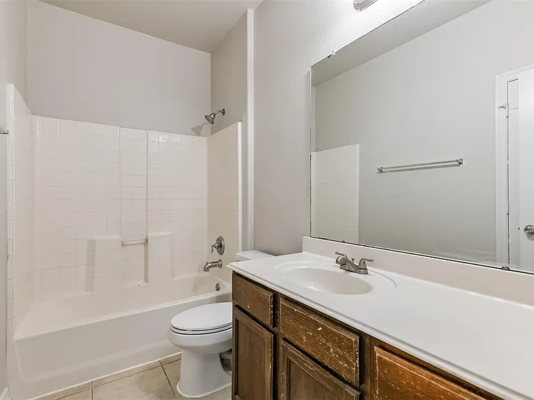 5802 Horse Prairie Dr — Photo 26