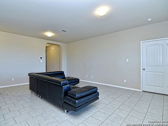 5th image of 13442 Colorado Parke