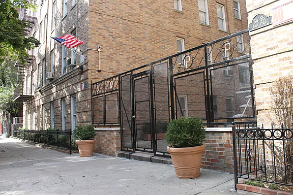 3451 Knox Pl #4B — Photo 3