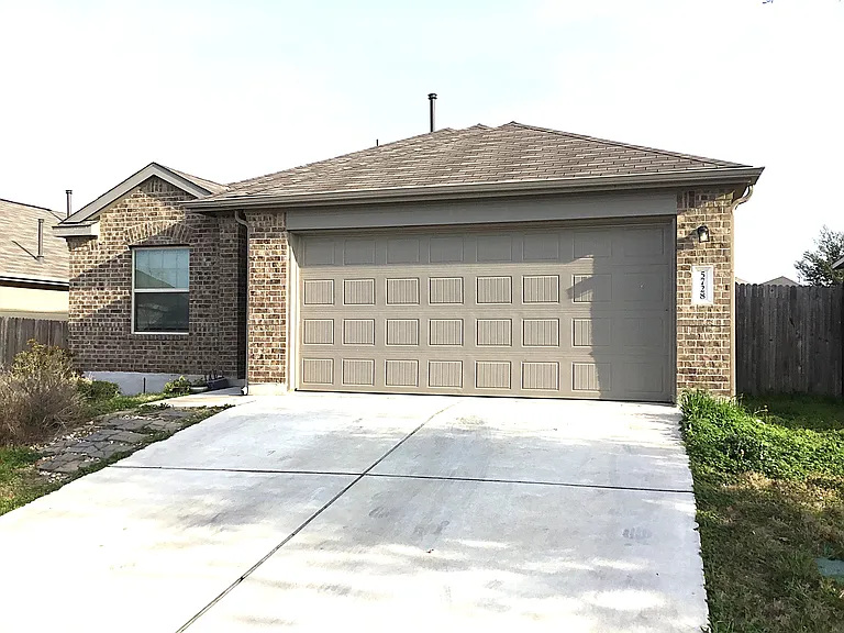5728 Southerner Way — Photo 1
