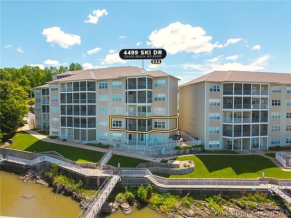 2nd image of 4499 Ski Dr Unit 211