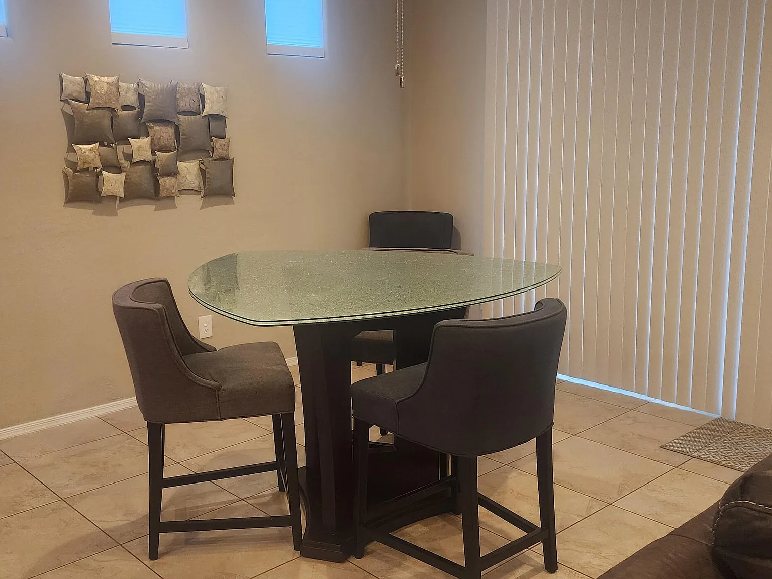 2 bed, 2.0 bath, 1561 sqft, $2,500 — Photo 4
