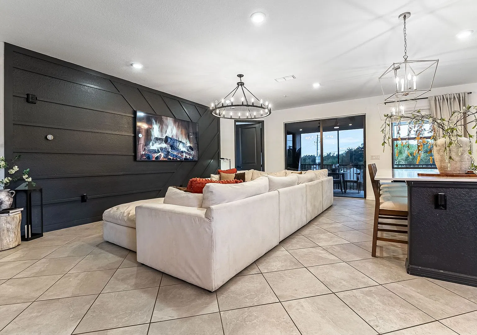 Luxury LIving — Photo 4