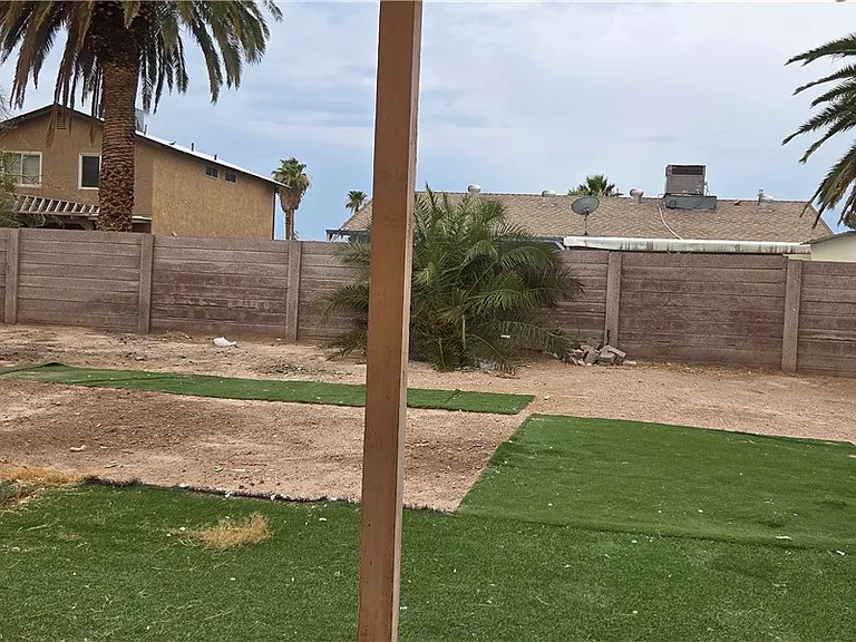 4459 Skyview Dr — Photo 1