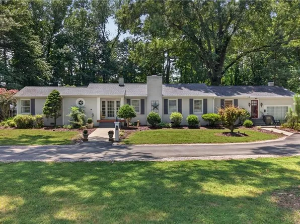 5128 Foushee Rd, Ramseur, NC 27316