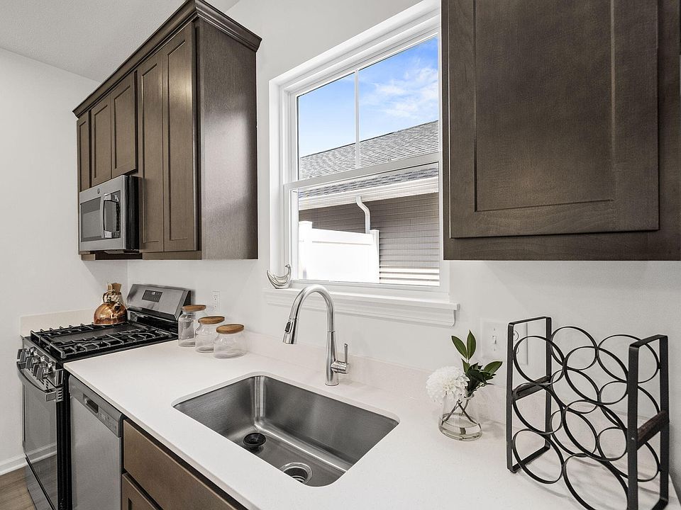 11709 Kentucky St, Crown Point, IN 46307 | Zillow