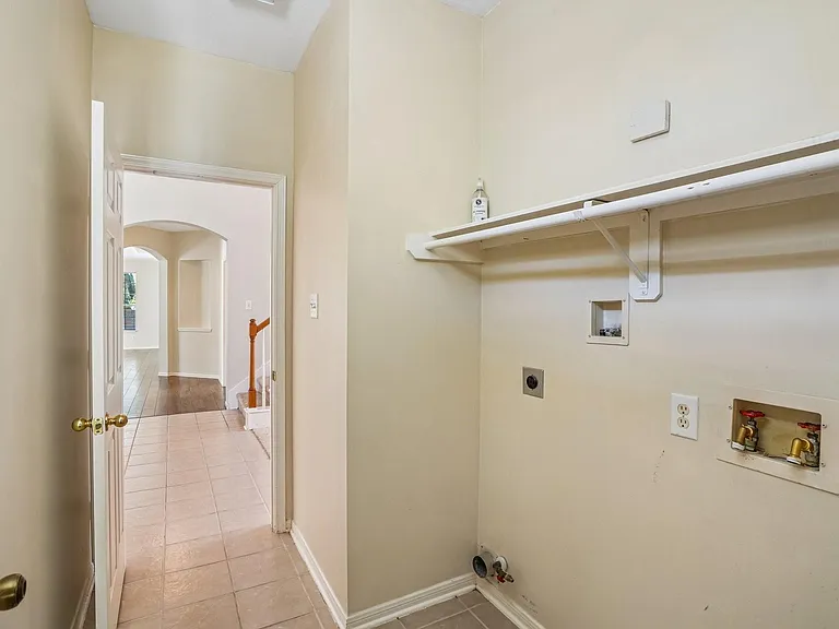 15415 Truslow Point Ln — Photo 17