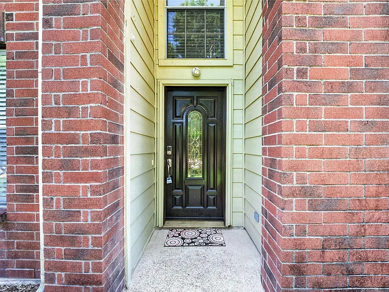 1806 Oak Ridge Dr — Photo 5