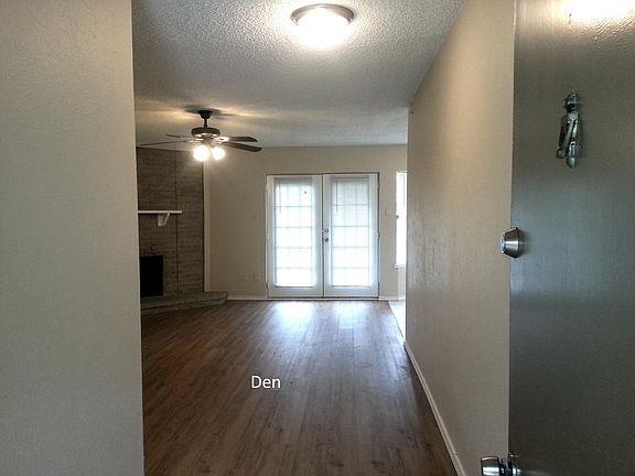 3rd image of 1910 Bosque Dr