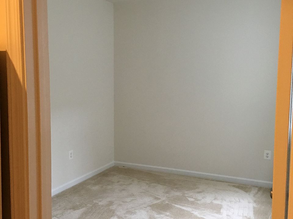1st image of 43158 Cleland Dr