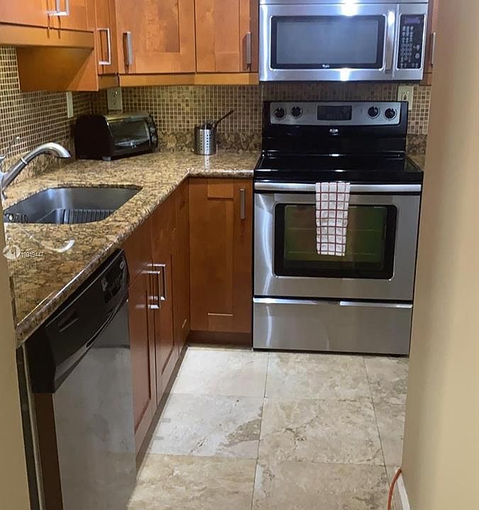 1st image of 830 NW 92nd Ave #830