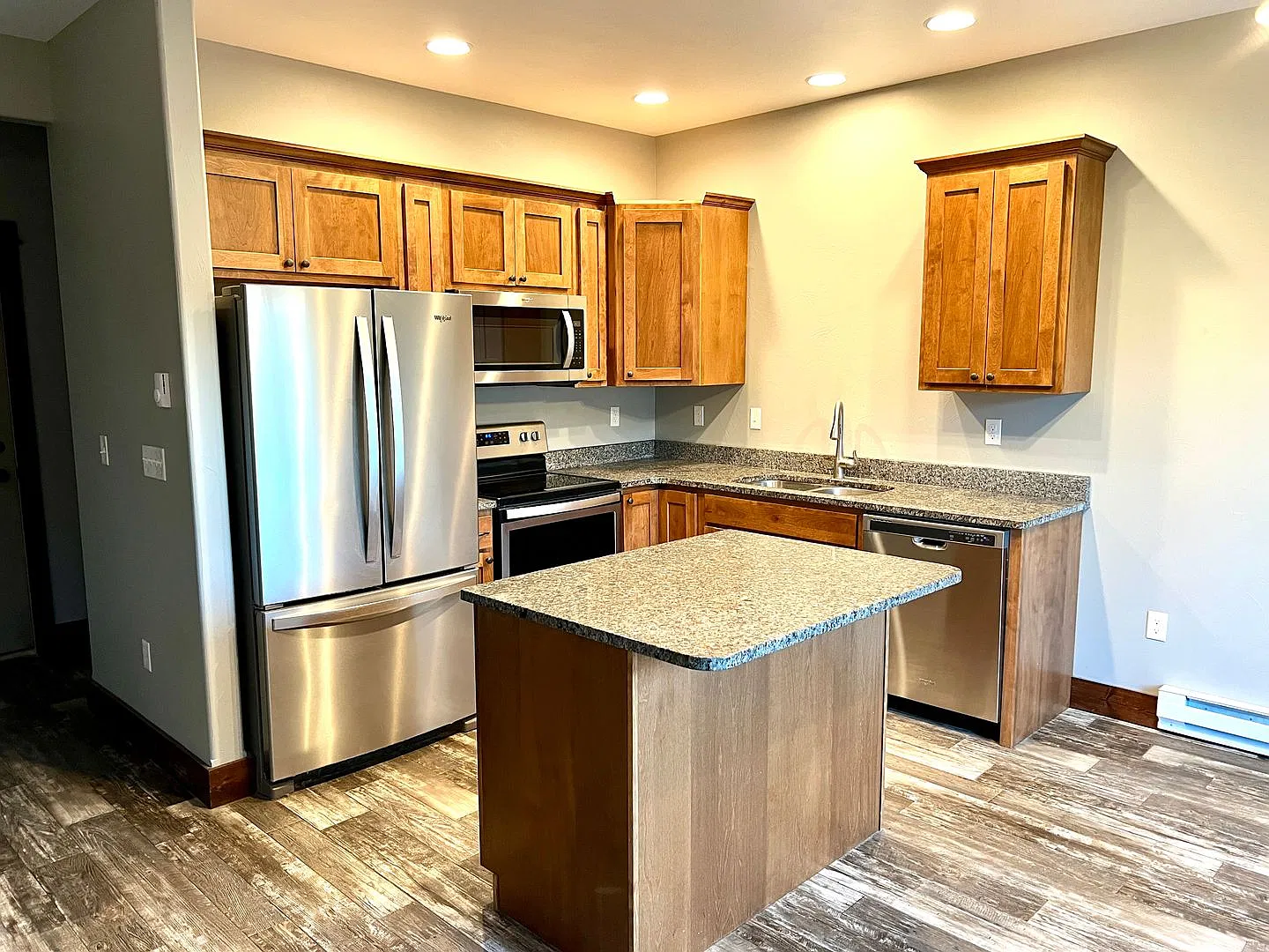 7530 Kingpost Loop — Photo 2