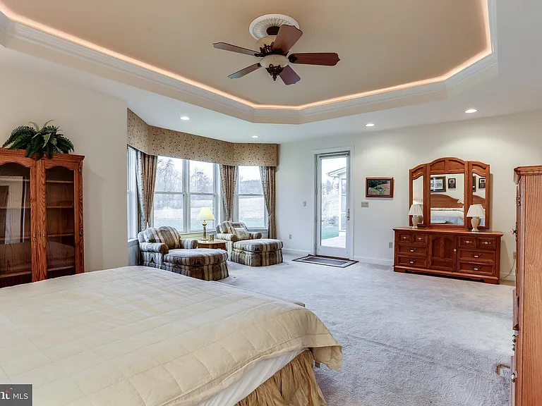 4410 Tuscarora Rd — Photo 42