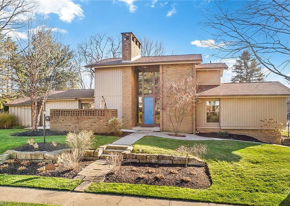 1st image of 545 Pebble Beach Dr