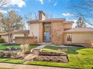545 Pebble Beach Dr, Akron, OH 44333