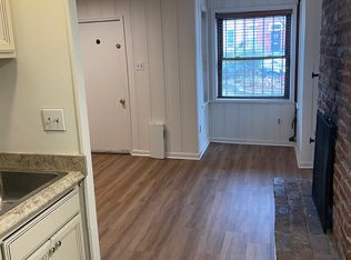 32 1/2 8th St NE #1, Washington, DC 20002