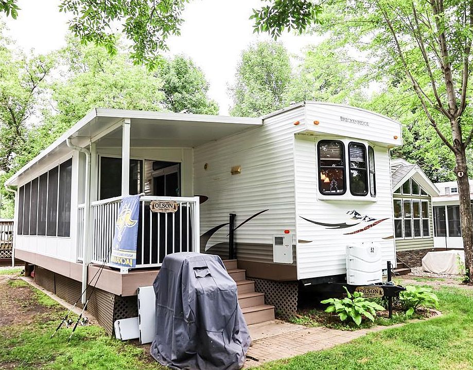1st image of 5181-52 Fish Hook Dr SW