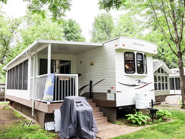 5181-52 Fish Hook Dr SW, Alexandria, MN 56308