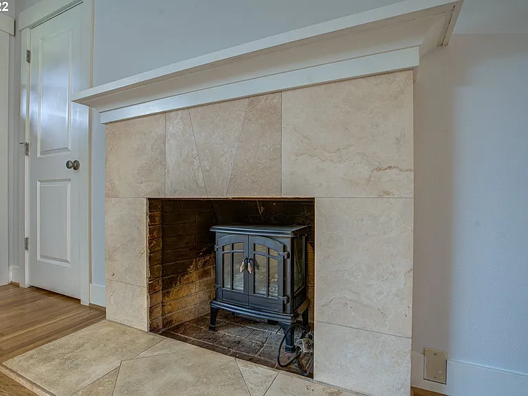 12635 SW Butner Rd — Photo 8