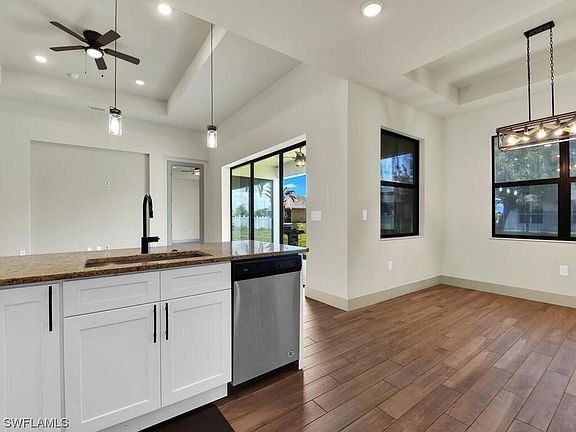 5th image of 111 NW 10th Ter