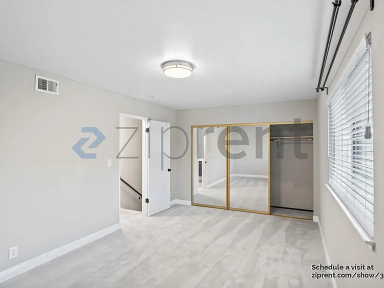2950 Moorpark Ave — Photo 26