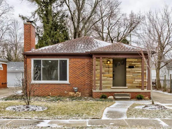 2929 Harvard Rd, Berkley, MI 48072