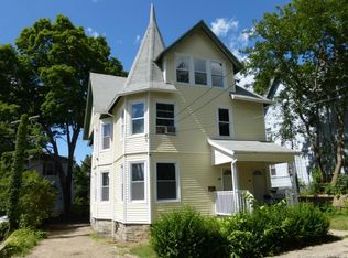 15 Driggs St, Waterbury, CT 06704