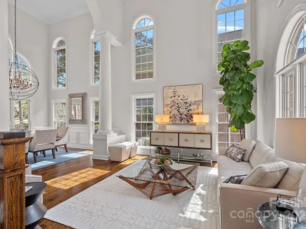 18418 Turnberry Ct, Davidson, NC 28036