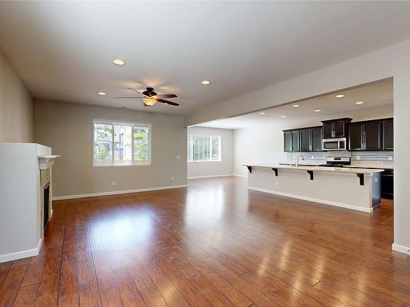 2nd image of 8959 Corona Street NE