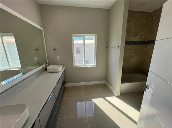 1807 Brentwood Ct, Davenport, FL 33837