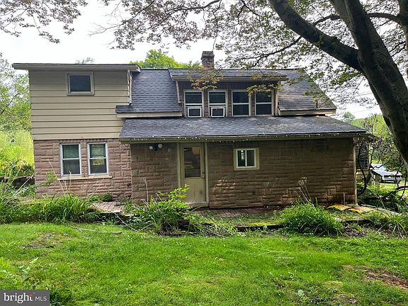 4th image of 2962 Harmonyville Rd