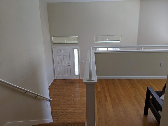 3rd image of 802 Star Jasmine Ct #1