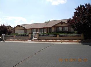 13504 Havasu Rd, Apple Valley, CA 92308