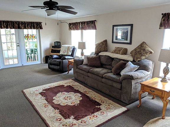 2nd image of 165 Lake Michigan Dr