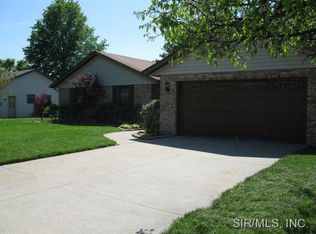 325 Big Bend Blvd, Swansea, IL 62226