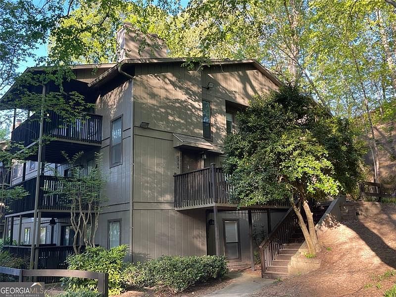 1st image of 2704 Cumberland Ct SE #27