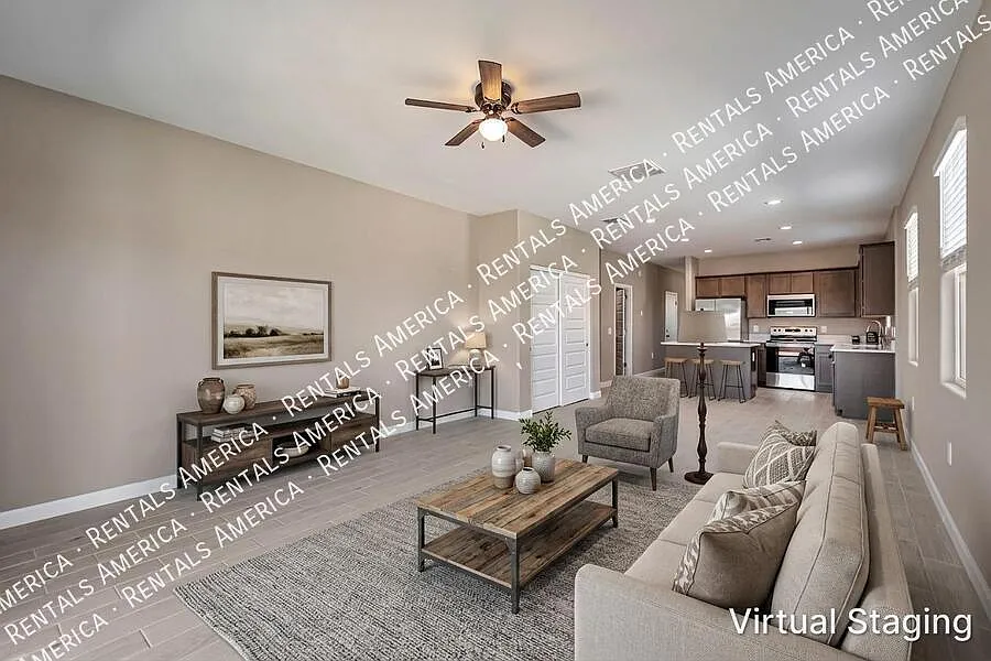 Stunning 4 Bed 2 Bath Home in Gated Community! — Photo 1