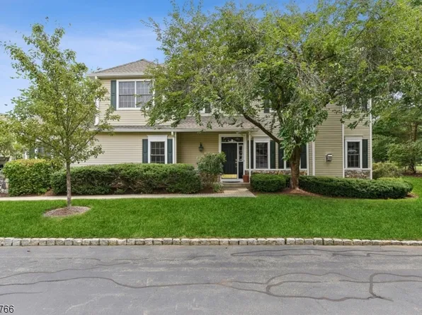 99 Winged Foot Dr, Livingston Twp., NJ 07039