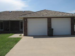 1407 Shadow Ln, Dodge city, KS 67801