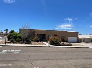 2998 War Eagle Dr, Lake Havasu City, AZ 86406