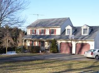 445 Red Hill Rd, Pequea, PA 17565