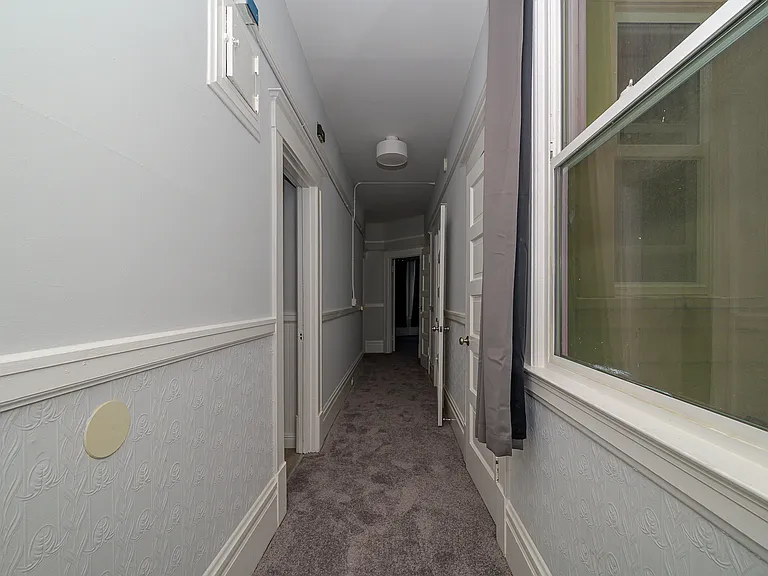 1535 Larkin St #B — Photo 6