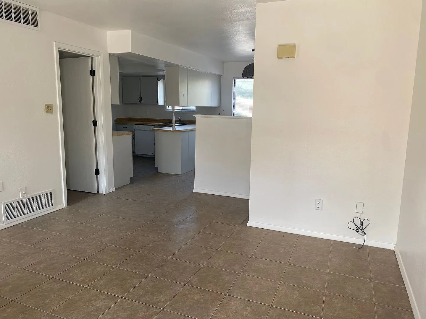 3155 Posada Ct Unit C- Conveniently Located 2-Bedroom 1.5 Bath with Garage Near NMSU! — Photo 2