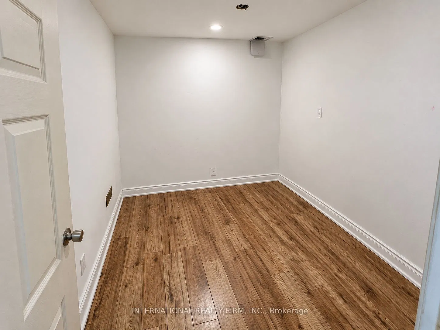 1 bed, $1,400 — Photo 4