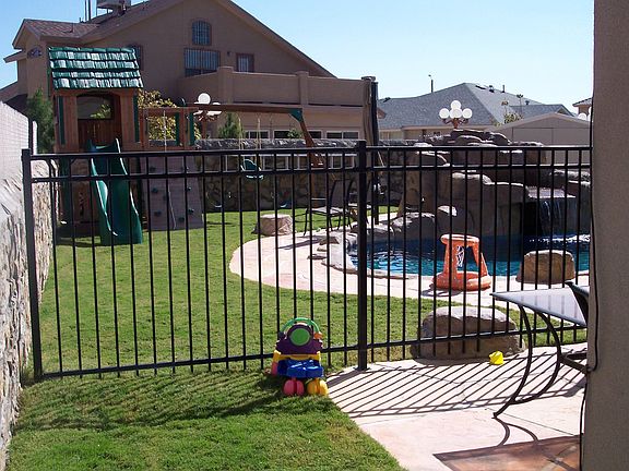 5 ft Safety Fence with 2 self closing gates. Plus Playset