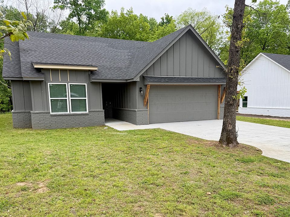 1st image of 1623 Rockwood Dr