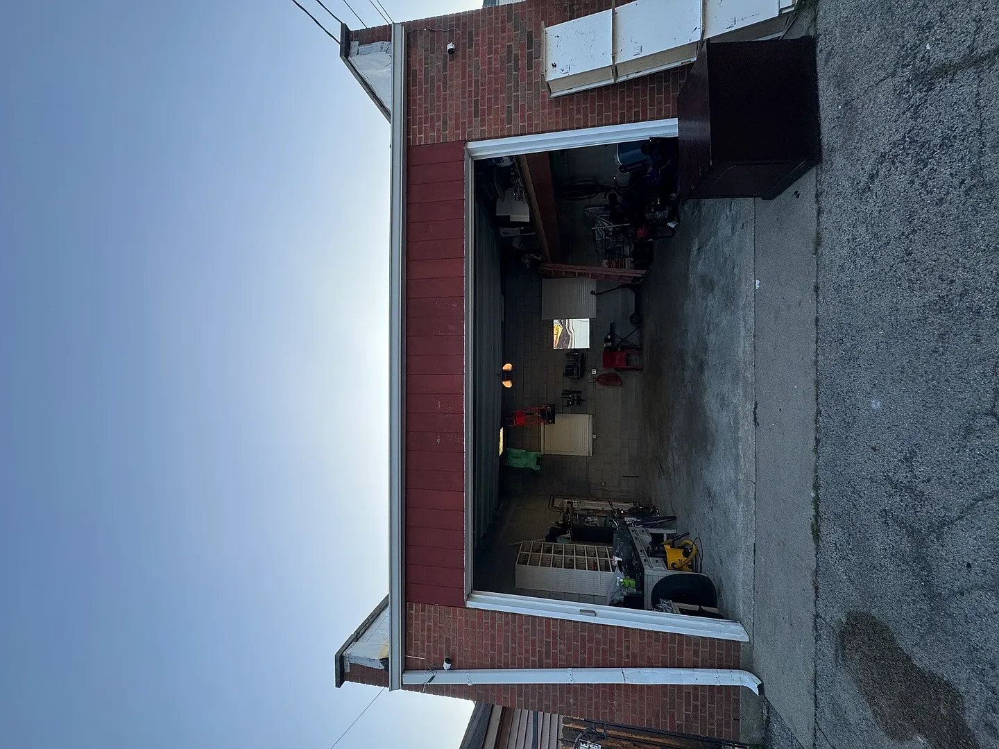 3 bed, 3.5 bath, 2800 sqft, $9,000 — Photo 4