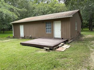 712 Shawnee Dr, Montgomery, TX 77316