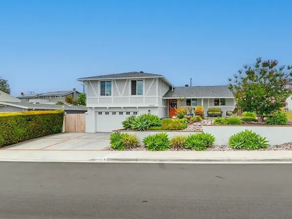6880 Wallsey Dr, San Diego, CA 92119